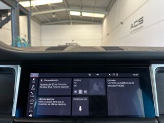 PORSCHE Macan GTS