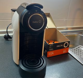 Cafetera Delta Q Blanca