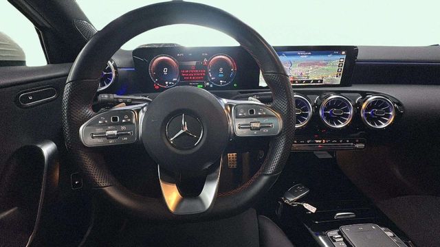 Mercedes Clase A 5 AÑOS GARANTÍA