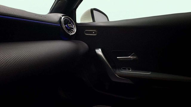 Mercedes Clase A 5 AÑOS GARANTÍA