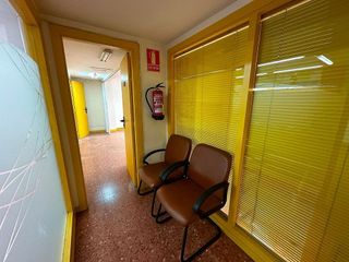 Oficina en alquiler en Joc de la Bola - Camps d'Esports - Ciutat Jardí - Montcada en Lleida