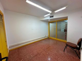 Oficina en alquiler en Joc de la Bola - Camps d'Esports - Ciutat Jardí - Montcada en Lleida