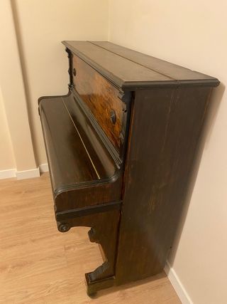 Piano Vertical Rud. Ibach Sohn