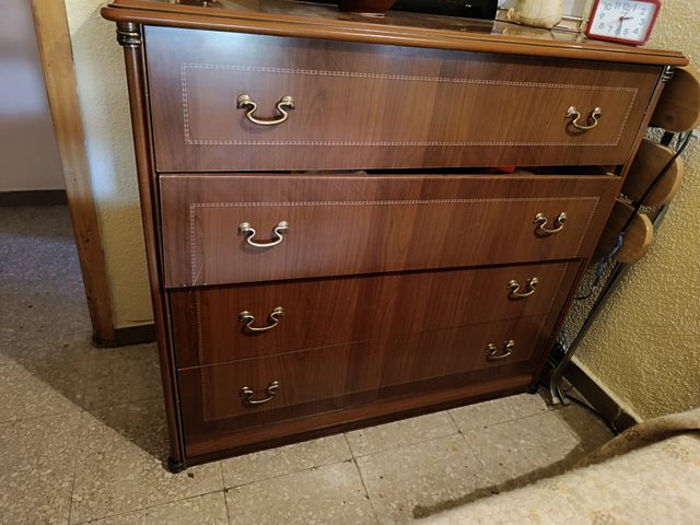 COMODA, CAJONERA DE MADERA BUENA