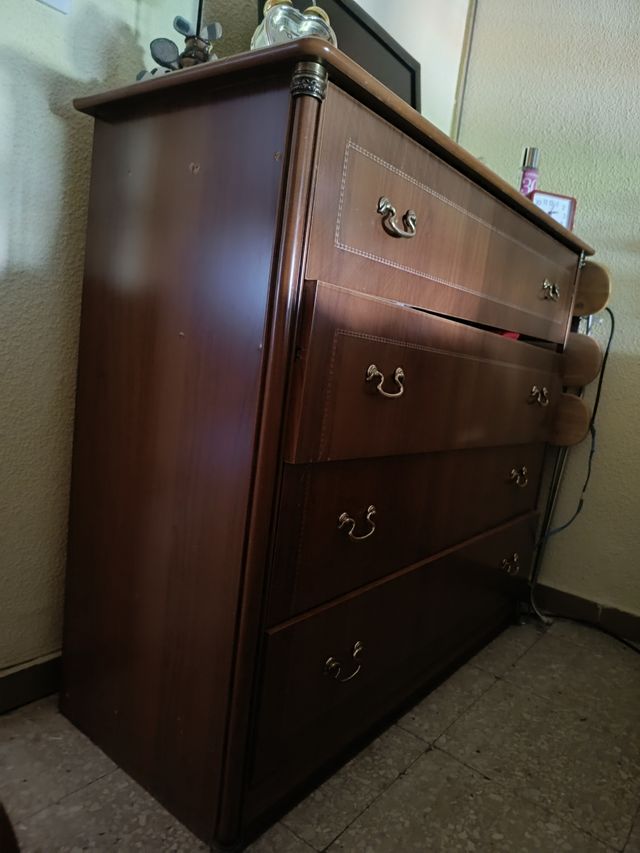 COMODA, CAJONERA DE MADERA BUENA