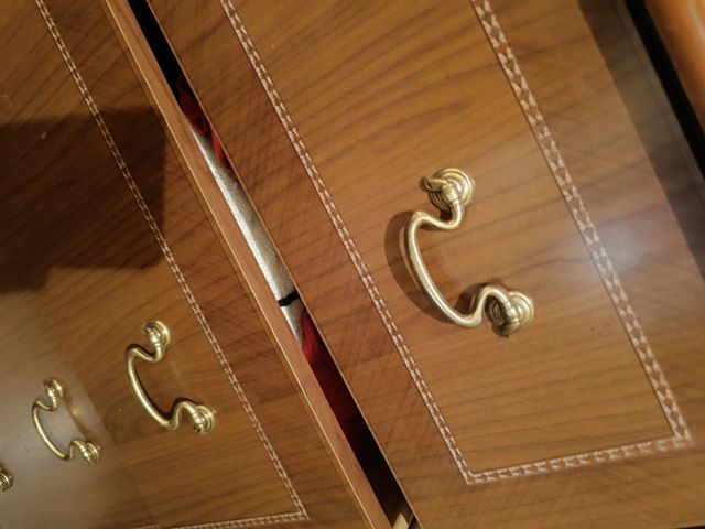 COMODA, CAJONERA DE MADERA BUENA