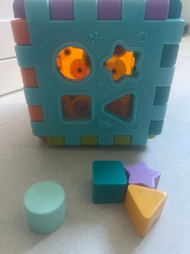 Cubo de actividades para bebé 6 en 1