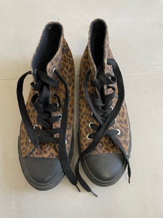 Zapatos de mujer con estampado de leopardo