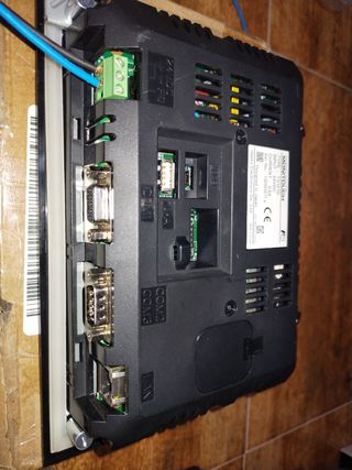 Pantalla HMI Fuji Electric TS1070i Hakko.