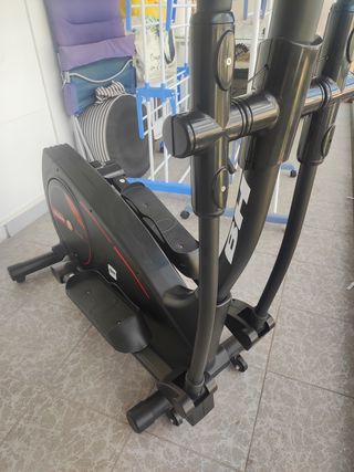 Bicicleta Elíptica BH Munich Rear Drive