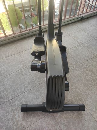 Bicicleta Elíptica BH Munich Rear Drive