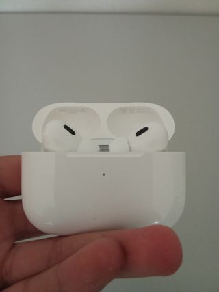 Apple AirPods Pro (2ª gen)