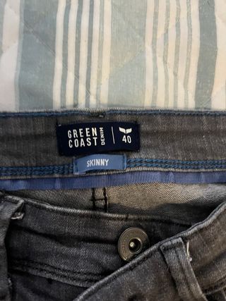 Pantalón vaquero Green Coast gris