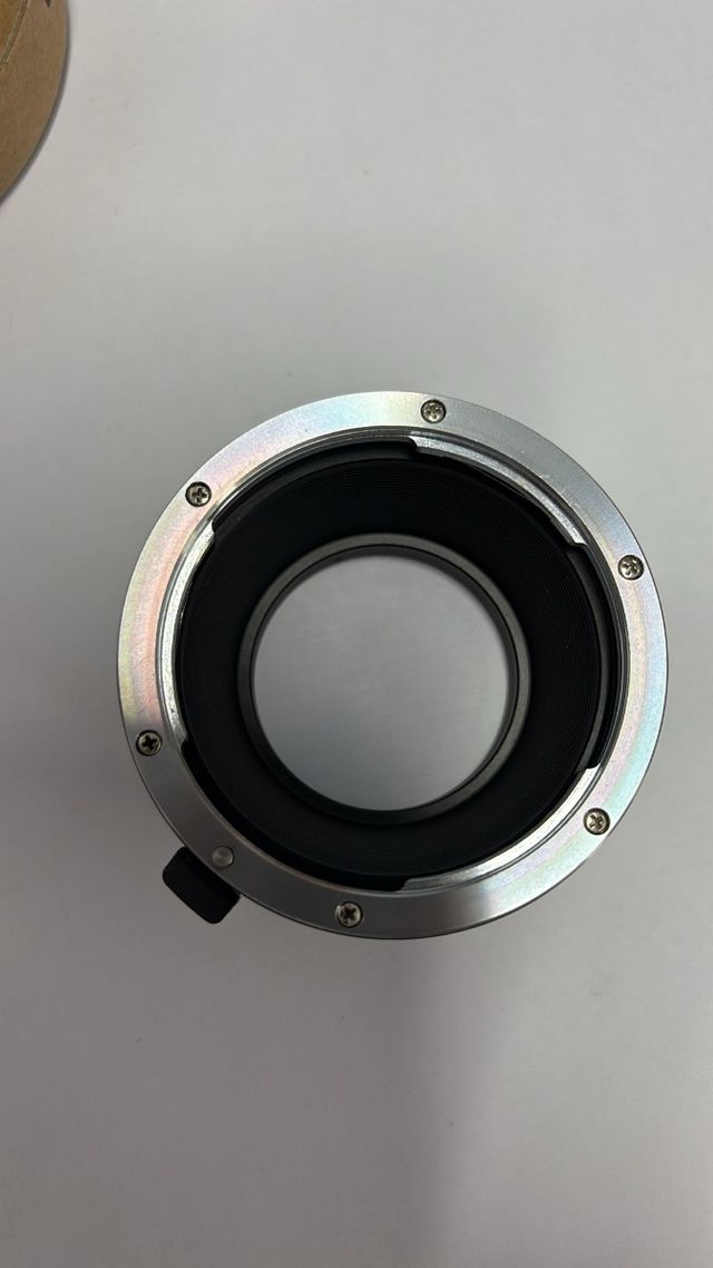 Adaptador de objetivo Canon EF/EF-S a cámara Micro