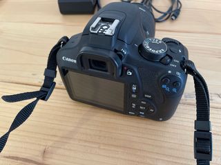 Cámara Canon EOS 1200D Reflex