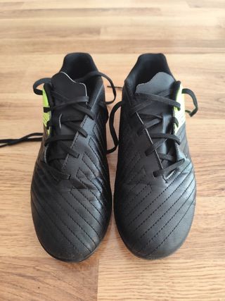 Zapatillas+calcetines+Espinillera