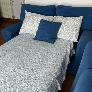 Sofá cama dos plazas azul