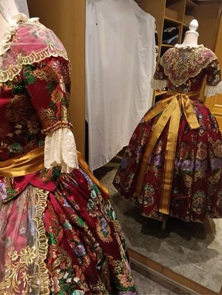 Traje de Fallera Rojo para niña