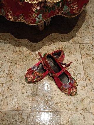 Traje de Fallera Rojo para niña