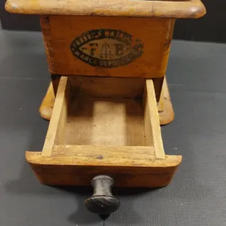 Macinino Caffè Vintage "Tre Spade"