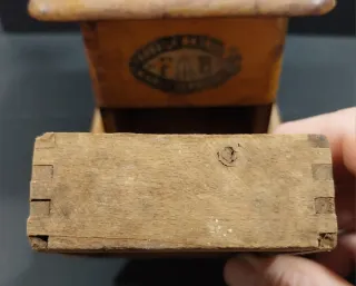 Macinino Caffè Vintage "Tre Spade"