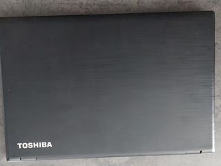 Portátil Toshiba i5 8GB RAM 240GB SSD