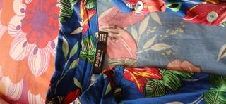 Camisa Estampada Flores Azul y Rojo
