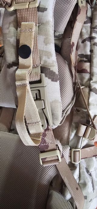 Mochila MILITAR  ALTUS 100 L.