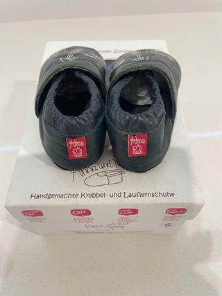 Sapatos de bebé Anna e Paul novos