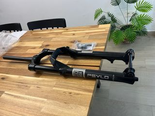 Horquilla RockShox Psylo Gold RC 27.5 Boost