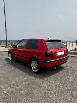 Volkswagen Golf GTI 16v