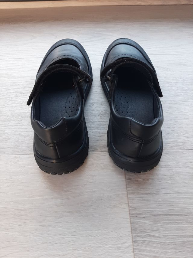 Scarpe da scuola nere Pablosky 37