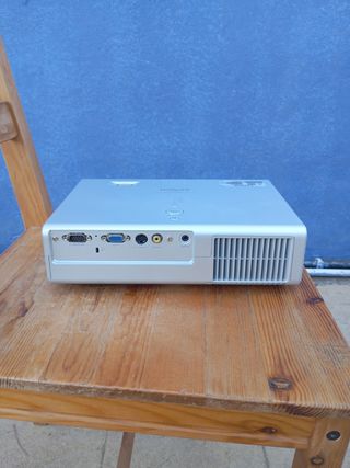 Proyector Hitachi CP-RS55 Multimedia LCD