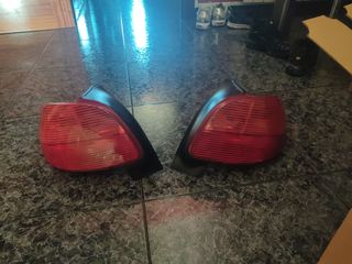 Pilotos traseros Peugeot 206
