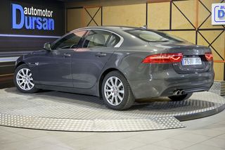 Jaguar XE   2.0 AJ200D Diesel RWD 180cv Pure 