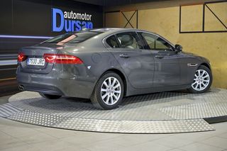 Jaguar XE   2.0 AJ200D Diesel RWD 180cv Pure 