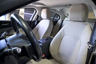 Jaguar XE   2.0 AJ200D Diesel RWD 180cv Pure