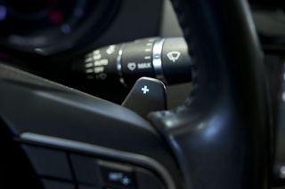 Jaguar XE   2.0 AJ200D Diesel RWD 180cv Pure