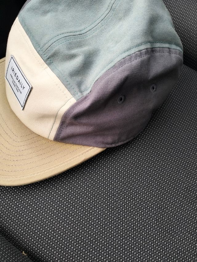 Cappello unisex Iriedaily beige/teal