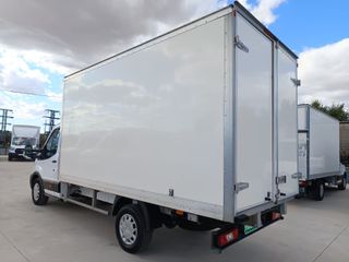 Ford Transit 2.0 chasis caja cerrada con trampilla