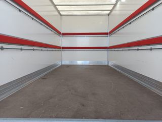 Ford Transit 2.0 chasis caja cerrada con trampilla