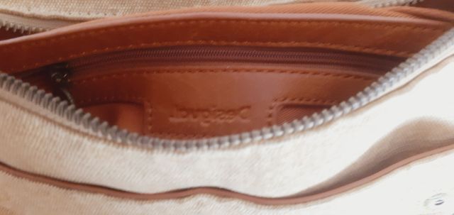 Mochila mediana tela y piel