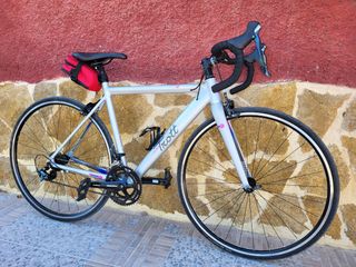 Bicicleta Carretera Mujer Laura Trott RD2