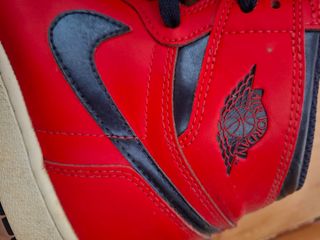 Jordan 1 Rojo