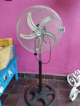 Ventilador de pie potente - No gira