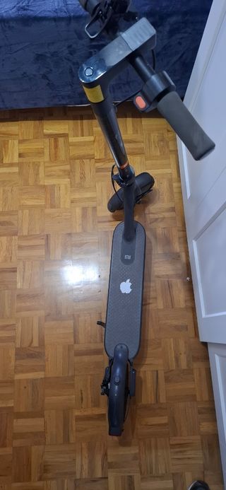 Patinete Xiaomi Mi Electric Scooter Essential