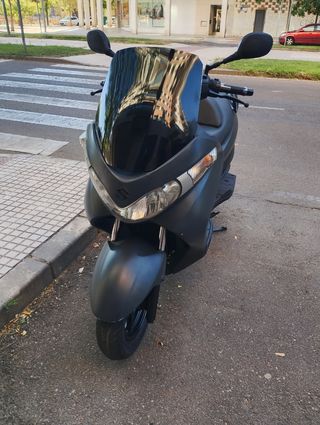 Despiece Suzuki Burgman 125 inyección 2005