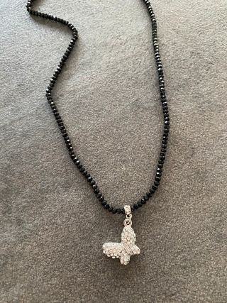 Collana con ciondolo farfalla