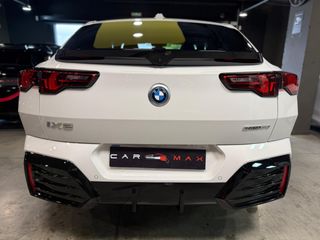 BMW iX2 ELECTRICO 2025