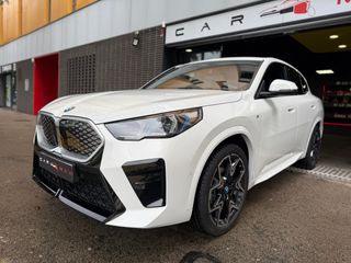 BMW iX2 ELECTRICO 2025